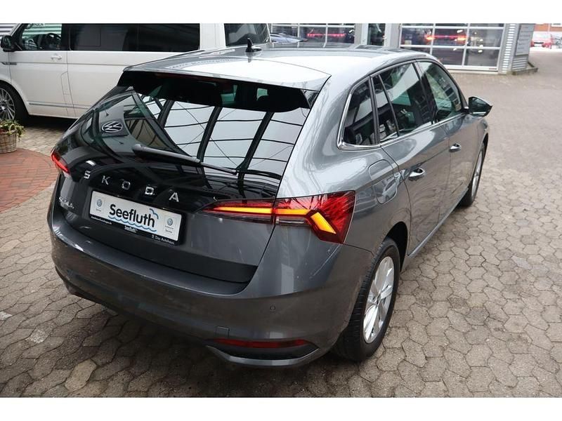 Neu Skoda Scala Selection 116 PS (85 kW) 2026 Grau Kleinwagen
