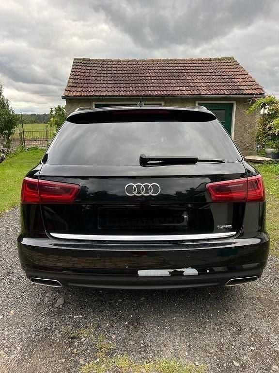 Gebraucht Audi A6 218 PS (160 kW) 2015 Schwarz Kombi