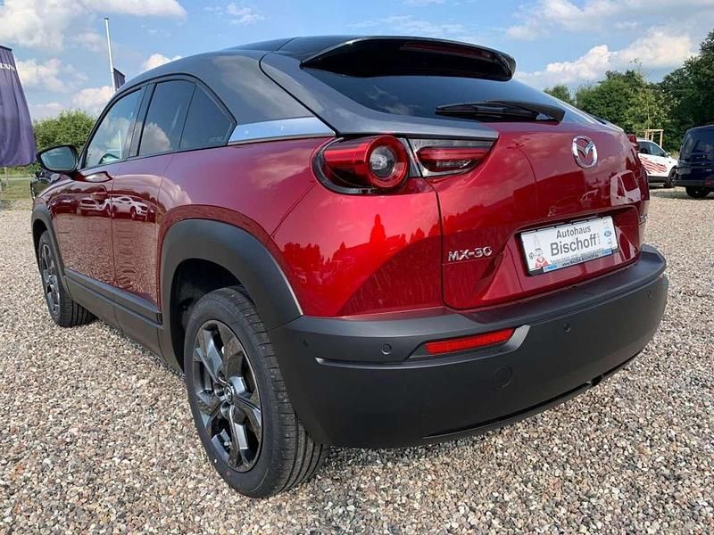 Gebraucht Mazda MX30 Comfort 107 kW (146 PS) 2022 Magmarot metallic SUV