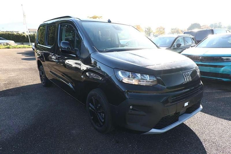Cinema schwarz metallic Neu 2025 Fiat Doblò Van / Kleinbus | 26.822 € (Fairer Preis) - Bild 1/4