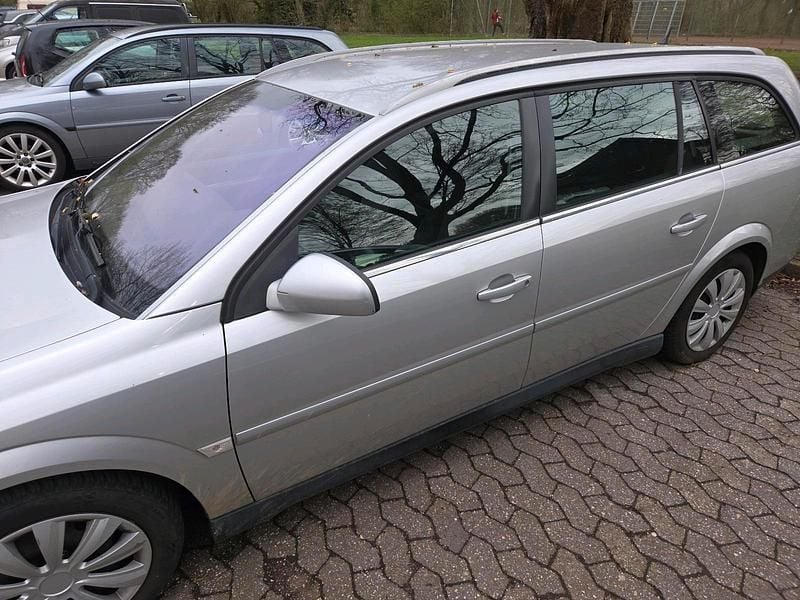 Gebraucht Opel Vectra 140 PS (102 kW) 2006 Silber Kombi