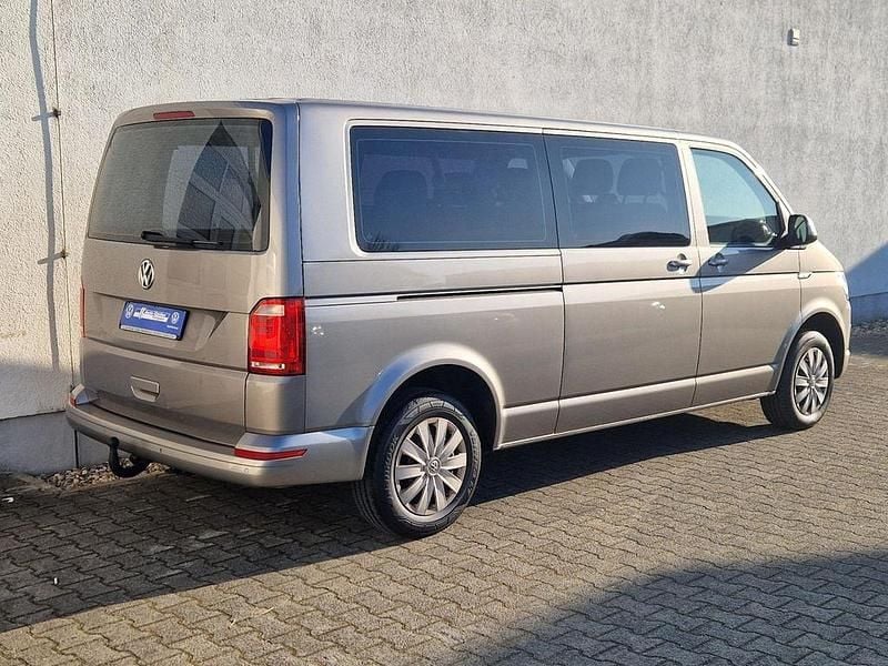 Gebraucht VW Caravelle Comfortline 150 PS (110 kW) 2019 Beige Van