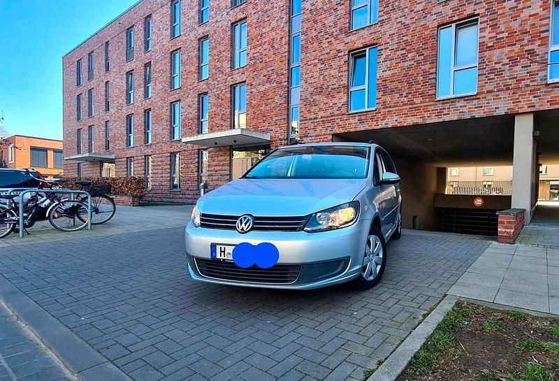 Gebraucht VW Touran 150 PS (110 kW) 2011 Silber Van / Kleinbus