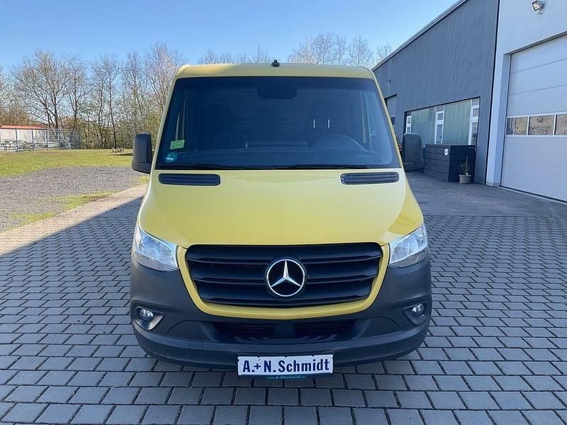 Gebraucht Mercedes Sprinter 163 PS (119 kW) 2020 Gelb Van