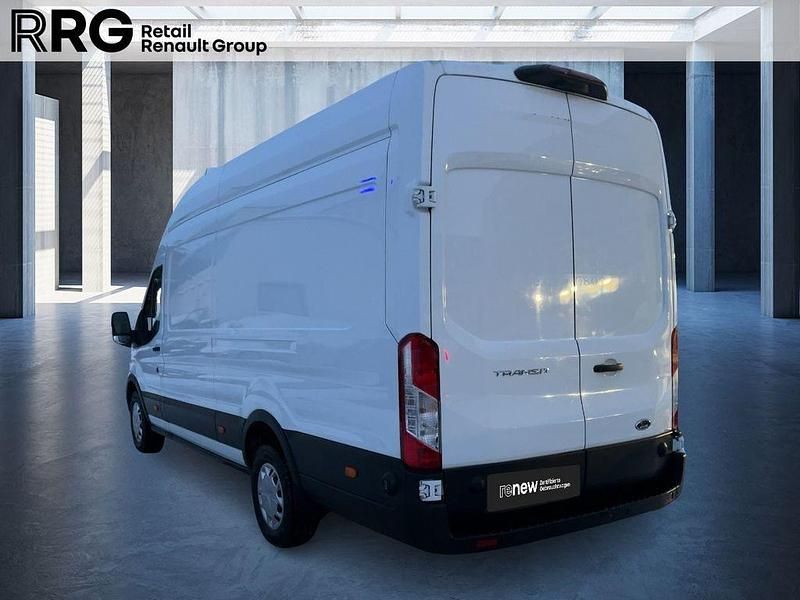 Gebraucht Ford Transit 131 PS (96 kW) 2023 Weiß Van / Kleinbus