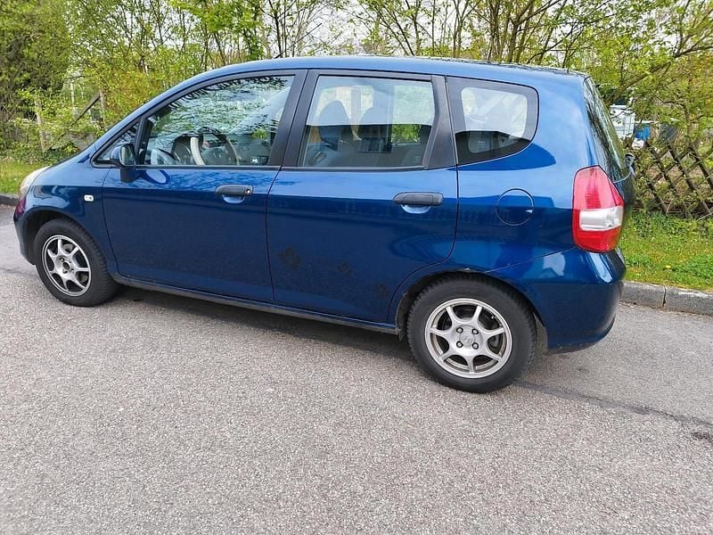 Second-hand Honda Jazz 2004 Hatchback