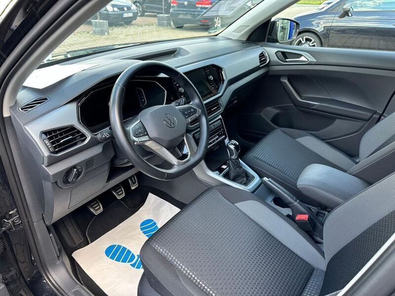 Gebraucht VW T-Cross Active 110 PS (80 kW) 2022 Deep black perleffekt (metallic) SUV