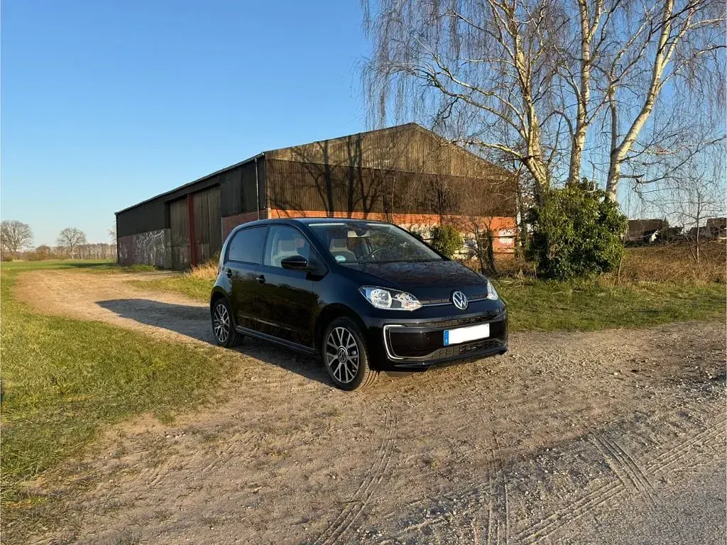 Gebraucht VW e-up! 61 kW (83 PS) 2021 Schwarz Kleinwagen