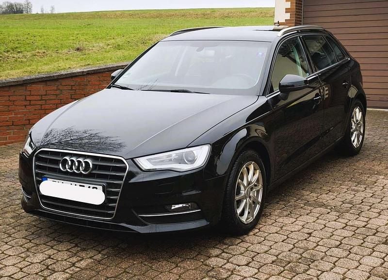 Gebraucht Audi A3 Ambiente 150 PS (110 kW) 2016 Schwarz Kombi