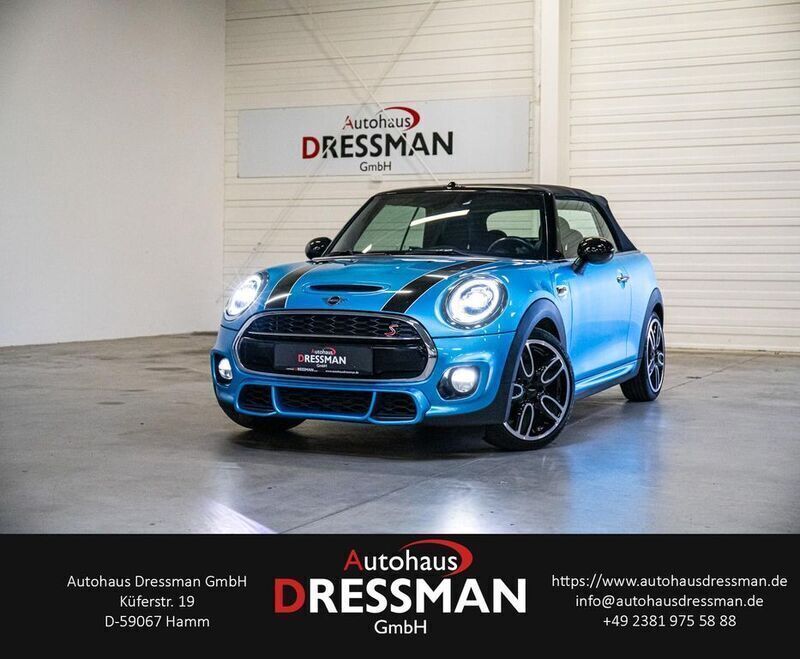 Electric blue ii Gebraucht 2018 Mini John Cooper Works Cabriolet Cabrio | 25.488 € - Bild 1/4