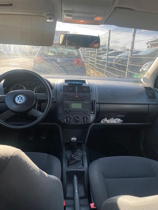 Gebraucht VW Polo 75 PS (55 kW) 2003 Silber Kleinwagen