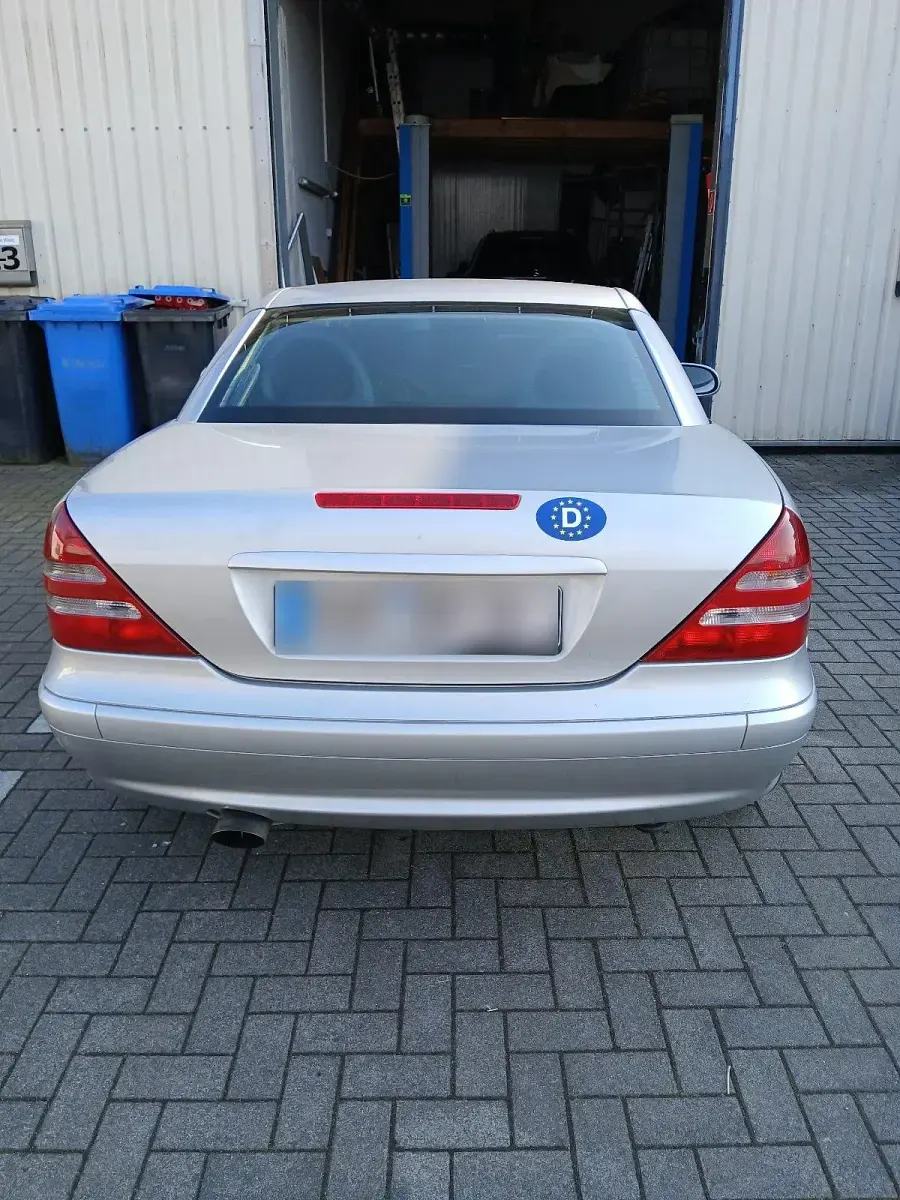 Gebraucht Mercedes SLK200 167 PS (122 kW) 2003 Silber Cabrio