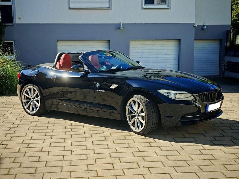 Schwarz Gebraucht 2010 BMW Z4 Cabrio | 20.990 € (Fairer Preis) - Bild 1/4