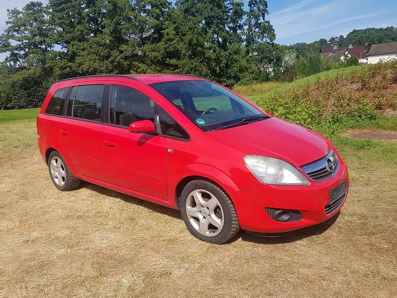 Rot Gebraucht 2008 Opel Zafira Van / Kleinbus | 1.250 € (Superpreis) - Bild 1/4