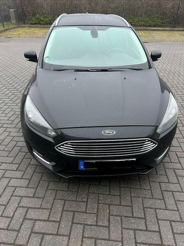 Gebraucht Ford Focus Titanium 150 PS (110 kW) 2016 Schwarz Kombi