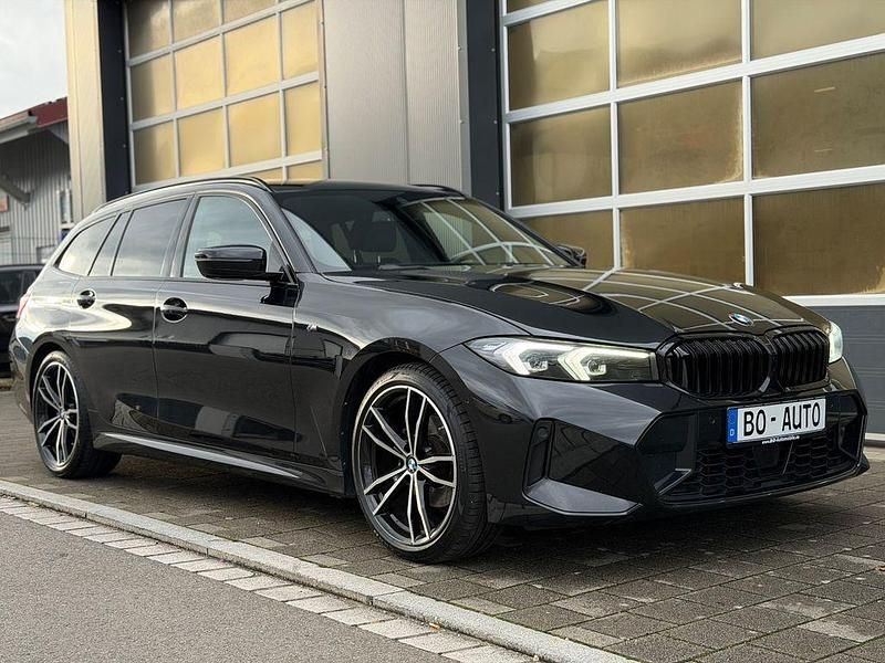 Schwarz Gebraucht 2023 BMW 320 M Sport Limousine | 35.420 € (Fairer Preis) - Bild 1/4