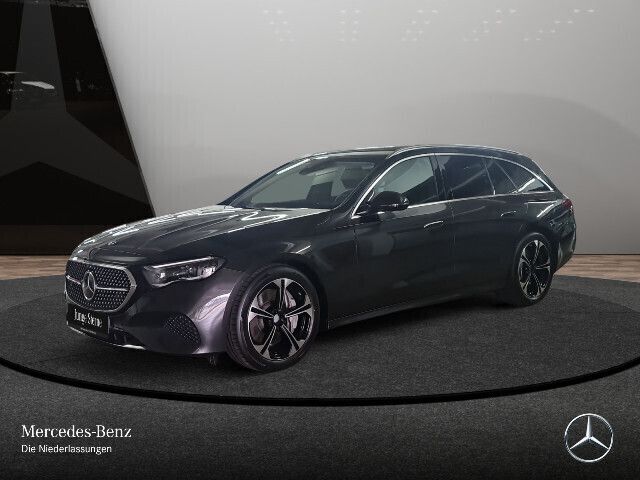 Grau Gebraucht 2024 Mercedes E300 Avantgarde Kombi | 51.790 € - Bild 1/4