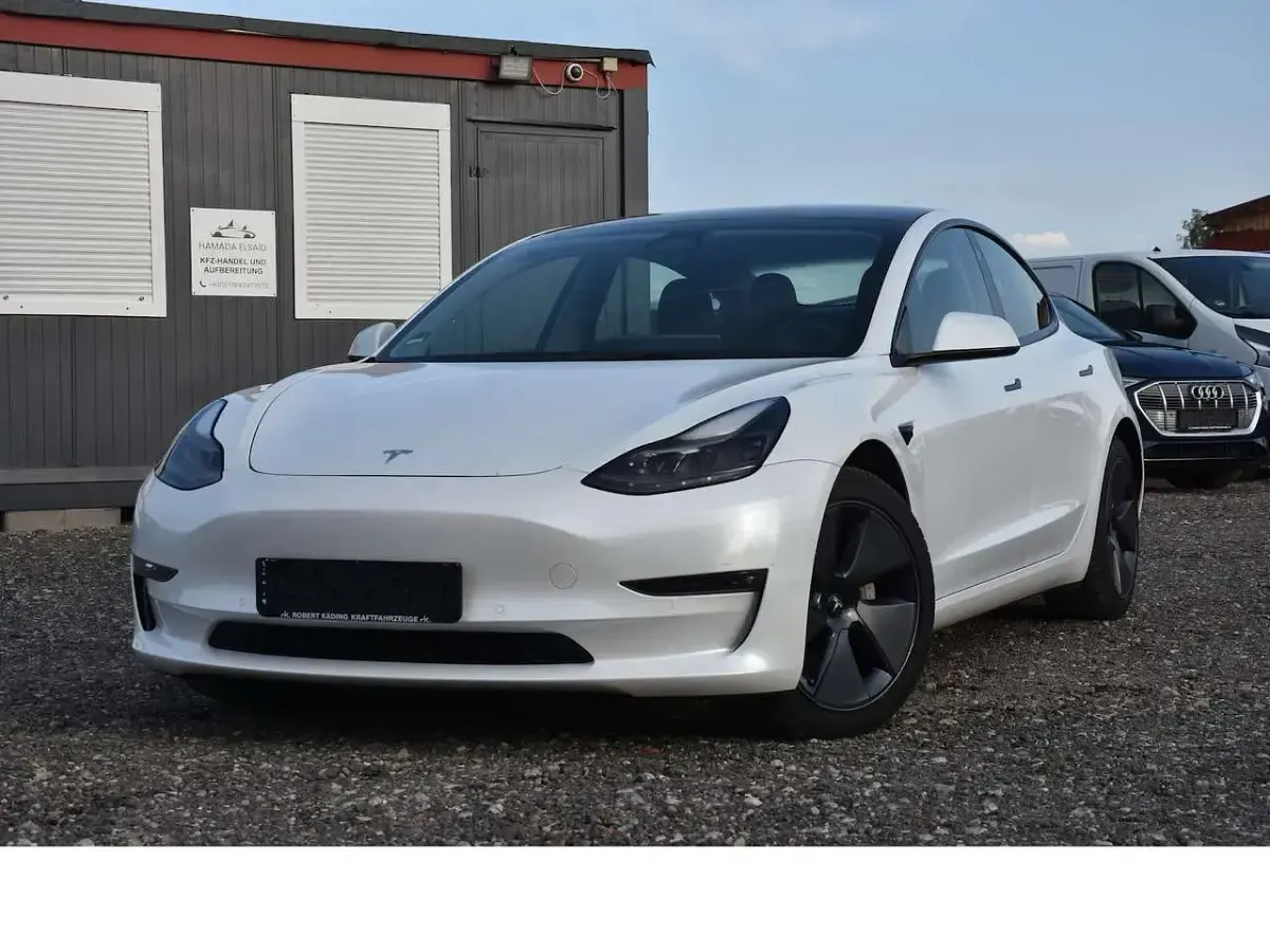 Gebraucht Tesla Model 3 366 kW (498 PS) 2021 Weiß Limousine