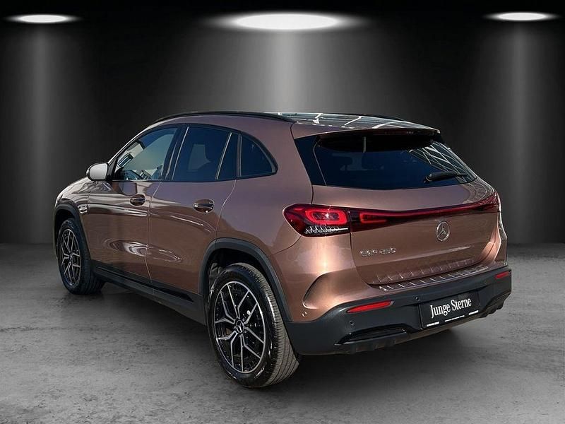 Gebraucht Mercedes EQA250 AMG 139 kW (190 PS) 2022 Gold SUV