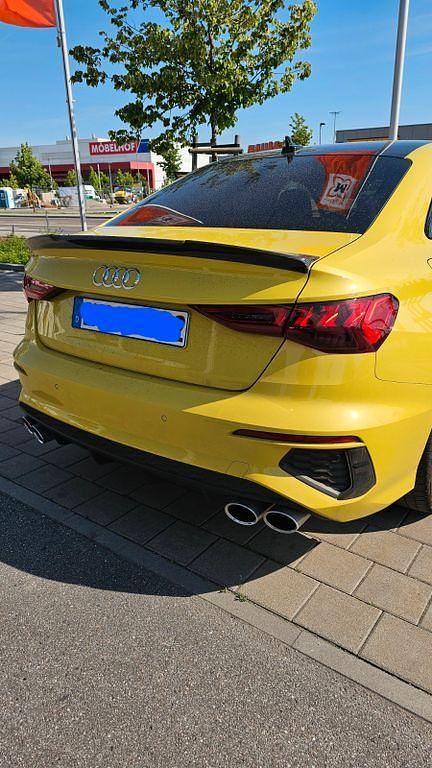 Gebraucht Audi S3 Ambiente 310 PS (228 kW) 2023 Gelb Limousine