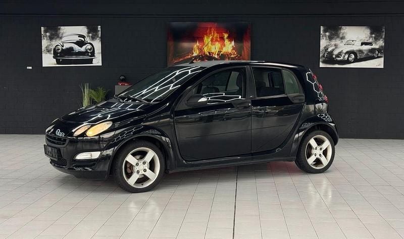 Second-hand Smart ForFour 75 CP (55 kW) 2004 Negru Hatchback