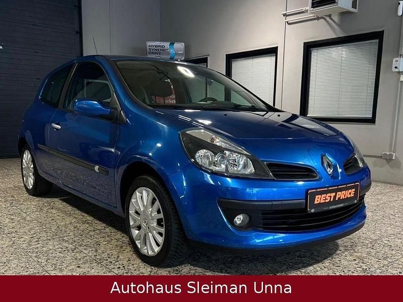 Blau Gebraucht 2006 Renault Clio III Dynamique Kleinwagen | 3.690 € (Etwas zu teuer) - Bild 1/4