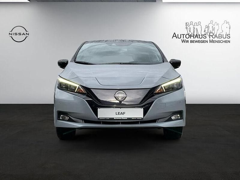 Gebraucht Nissan Leaf N-Connecta 160 kW (218 PS) 2022 Grau Kleinwagen