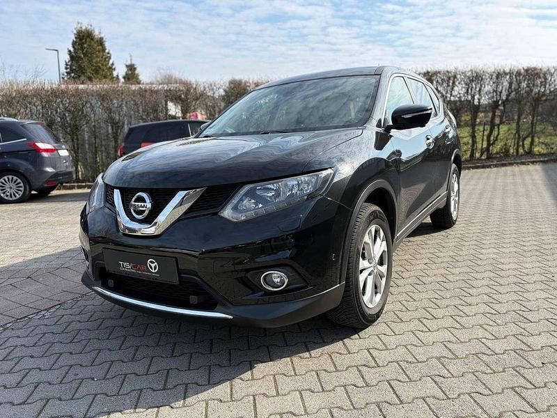 Gebraucht Nissan X-Trail Acenta 177 PS (130 kW) 2017 Black pearl (m) SUV