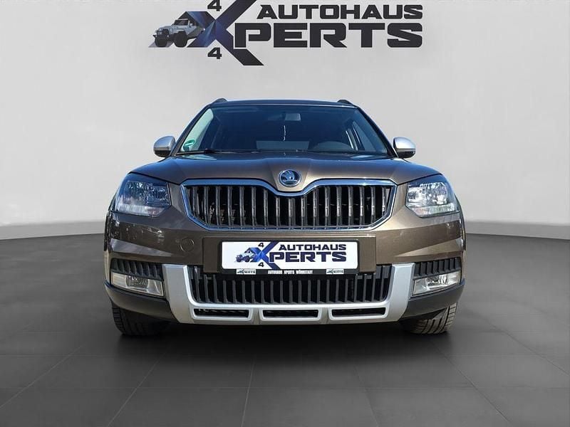 Braun Gebraucht 2015 Skoda Yeti Cool Edition SUV | 11.900 € (Fairer Preis) - Bild 1/4