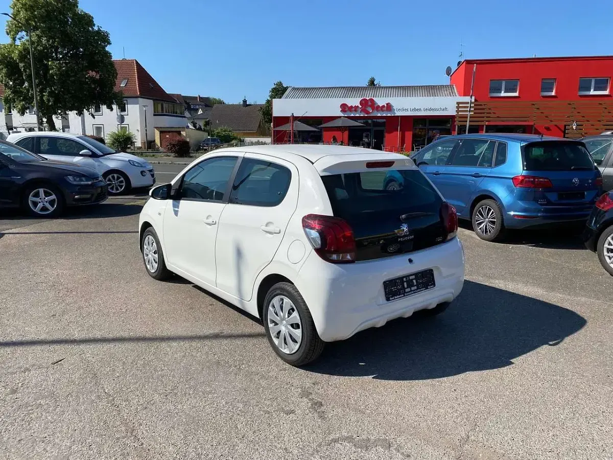 Gebraucht Peugeot 108 Active 72 PS (52 kW) 2019 Zu lackieren weiss 068/decke Kleinwagen