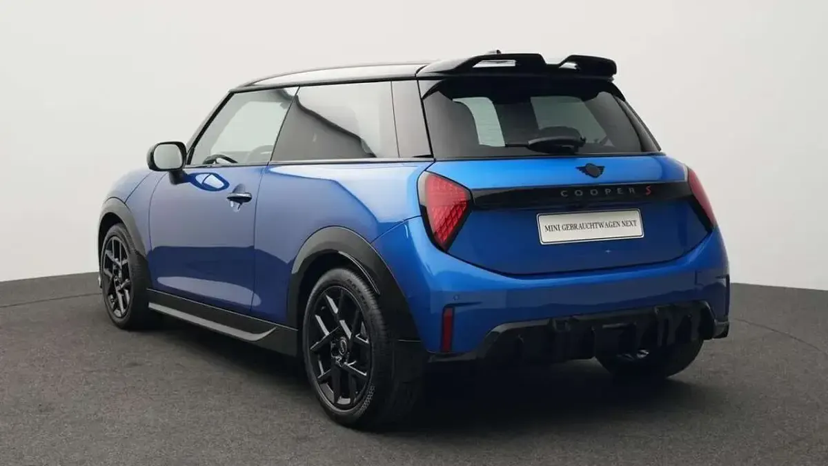 Gebraucht Mini John Cooper Works 204 PS (150 kW) 2025 Blau Kleinwagen