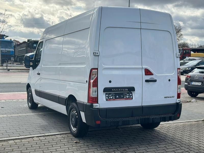 Gebraucht Renault Master 131 PS (96 kW) 2018 Weiß Van