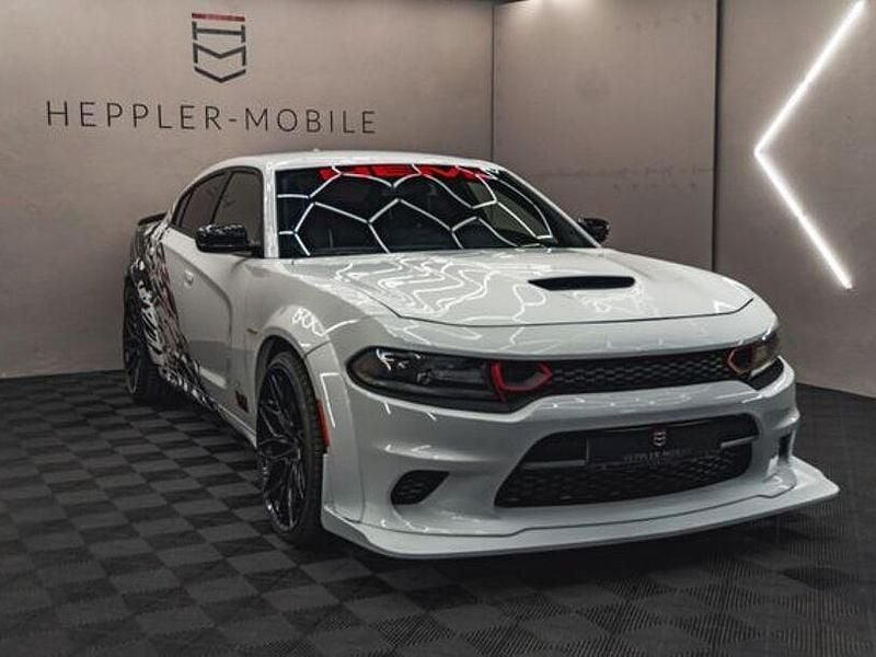 Gebraucht Dodge Charger 375 PS (275 kW) 2022 White knuckle clear coat Limousine
