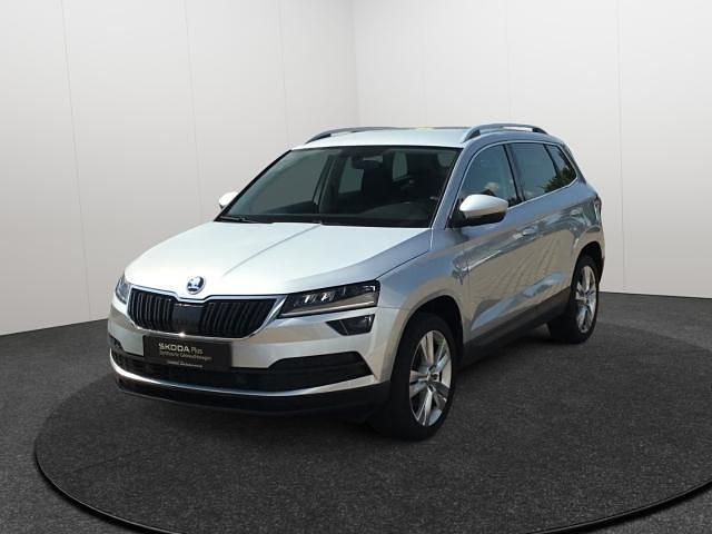 Silber Gebraucht 2022 Skoda Karoq Style SUV | 23.422 € (Guter Preis) - Bild 1/4