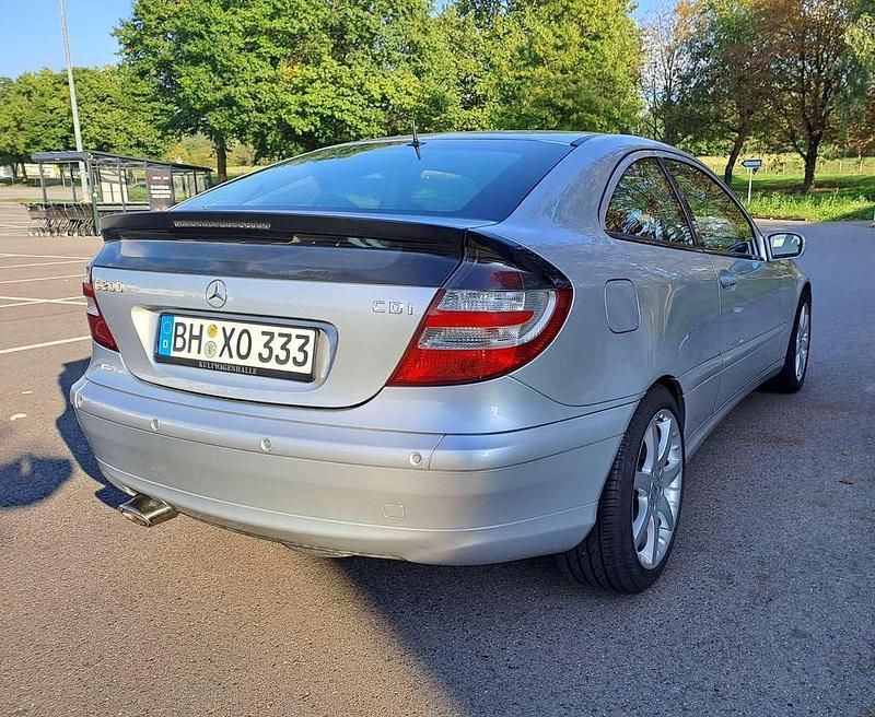 Gebraucht Mercedes C200 122 PS (89 kW) 2007 Grau Coupé