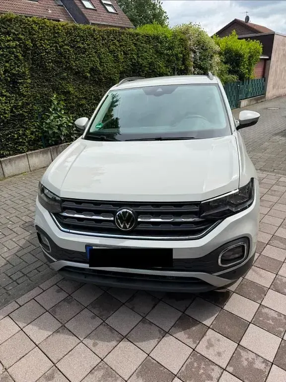 Gebraucht VW T-Cross Move 95 PS (69 kW) 2023 Grau SUV