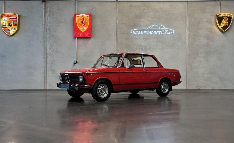 Rot Gebraucht 1973 BMW 1802 Limousine | 29.890 € - Bild 1/4