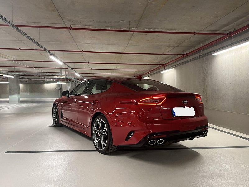 Gebraucht Kia Stinger GT 366 PS (269 kW) 2020 Rot Kleinwagen