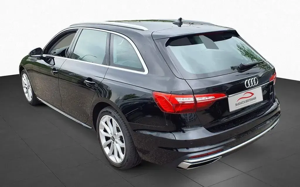 Gebraucht Audi A4 Advanced Plus 204 PS (150 kW) 2023 Brillantschwarz Kombi