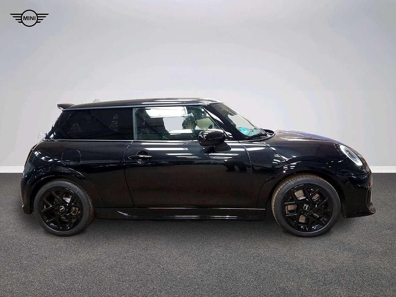 Gebraucht Mini John Cooper Works 156 PS (114 kW) 2025 Schwarz Kleinwagen