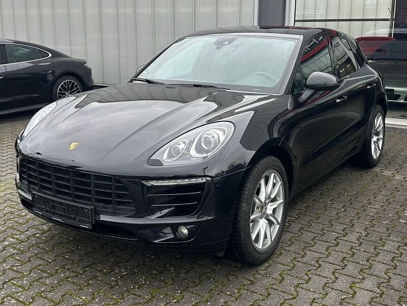 Schwarz Gebraucht 2015 Porsche Macan S SUV | 23.900 € (Fairer Preis) - Bild 1/4