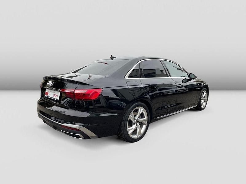 Gebraucht Audi A4 S-Line 163 PS (119 kW) 2022 Mythosschwarz metallic Limousine