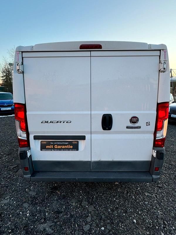 Gebraucht Fiat Ducato 116 PS (85 kW) 2015 Weiß Van