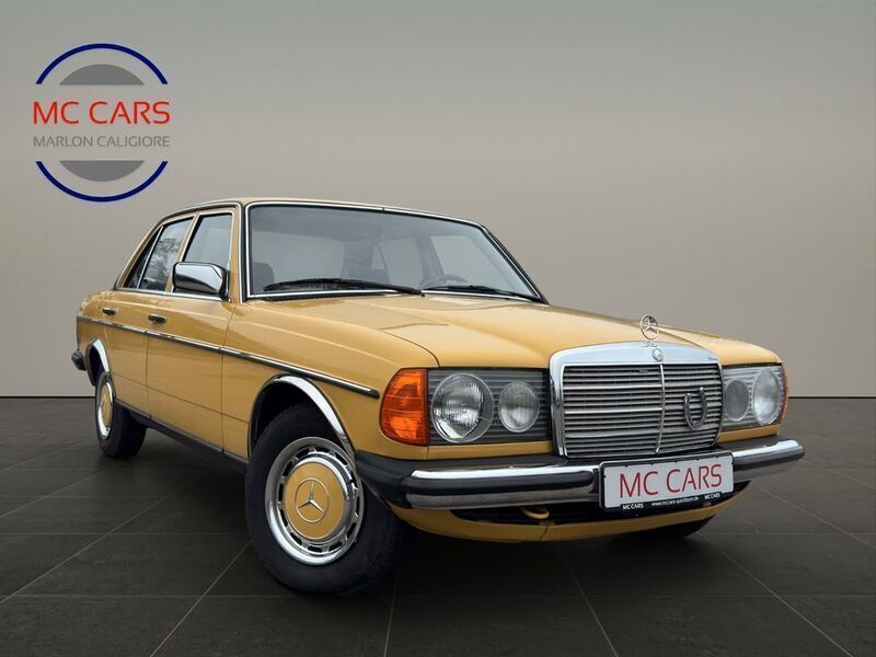 Gelb Gebraucht 1982 Mercedes 200 Limousine | 9.999 € - Bild 1/4