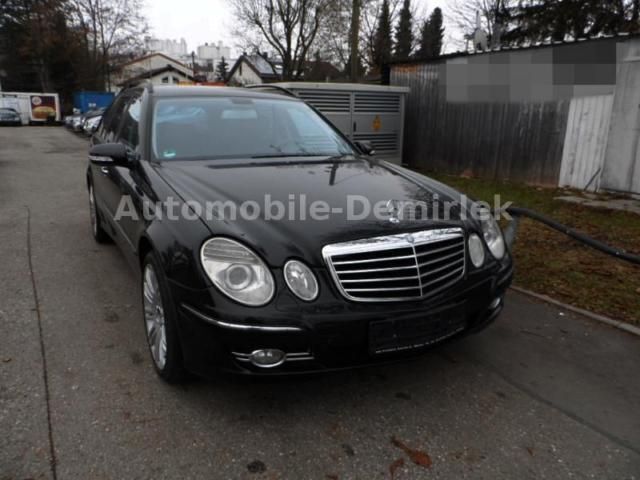 Gebraucht Mercedes E320 Avantgarde 224 PS (164 kW) 2006 Schwarz metallic Kombi