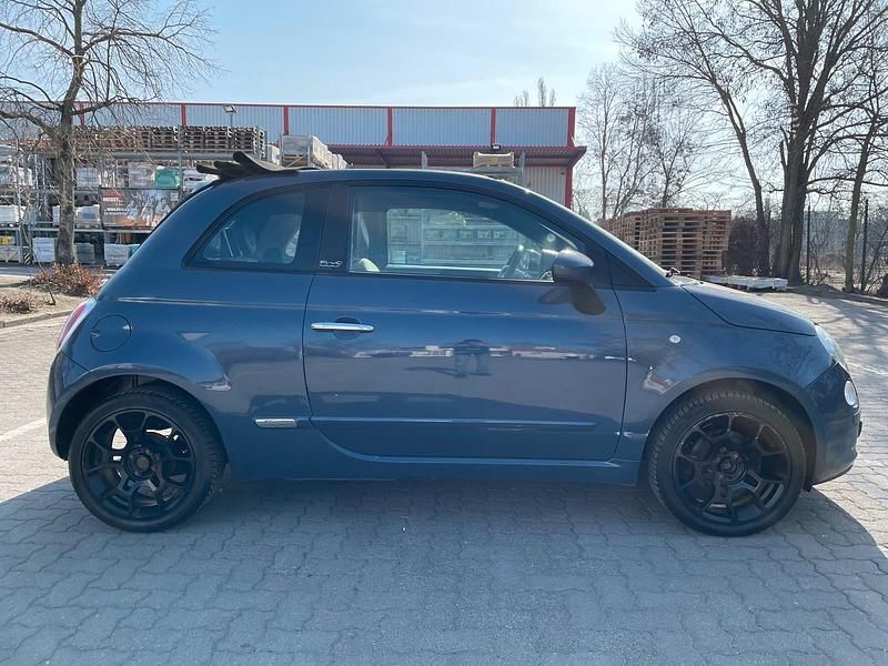 Gebraucht Fiat 500 85 PS (62 kW) 2012 Blau Kleinwagen