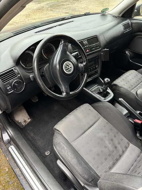 Gebraucht VW Golf IV 100 PS (73 kW) 2006 Schwarz Kombi