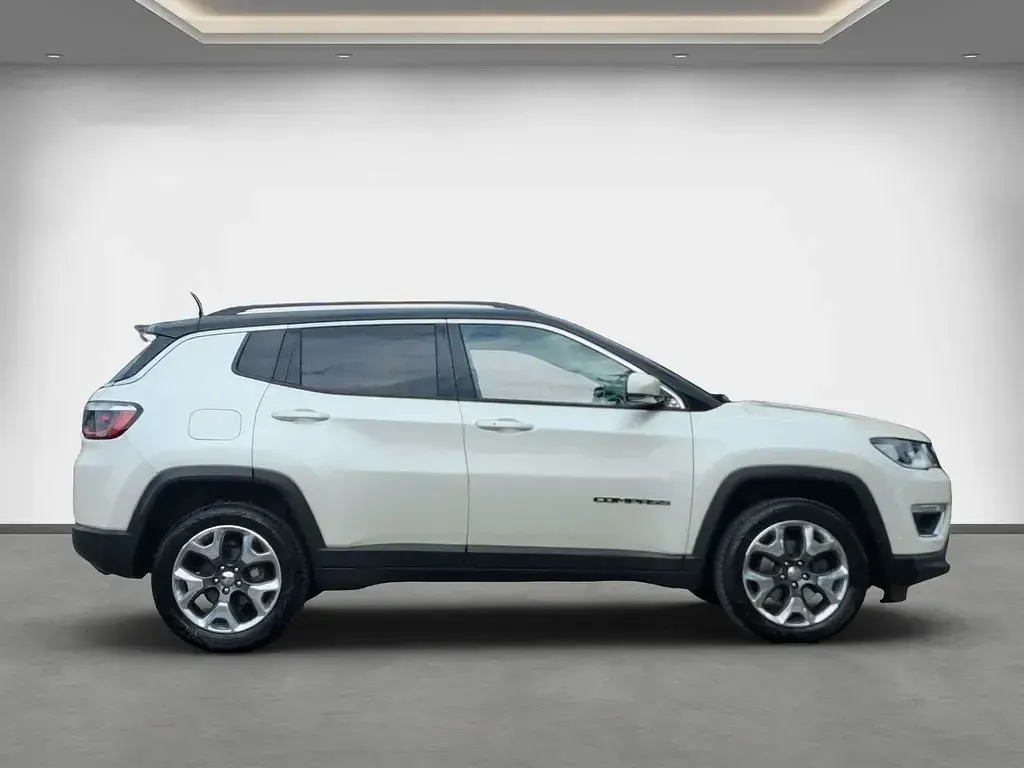 Second-hand Jeep Compass Limited 170 CP (125 kW) 2019 Alb SUV