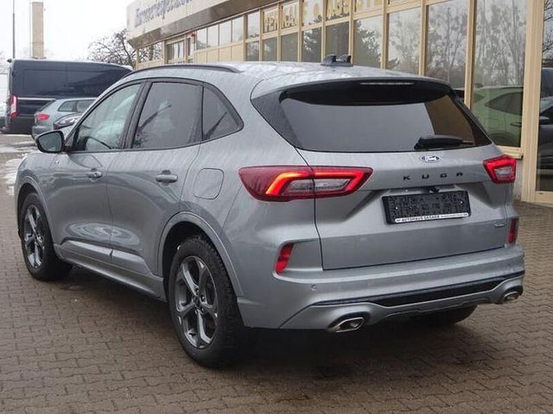 Gebraucht Ford Kuga ST-Line 179 PS (131 kW) 2025 Silber SUV