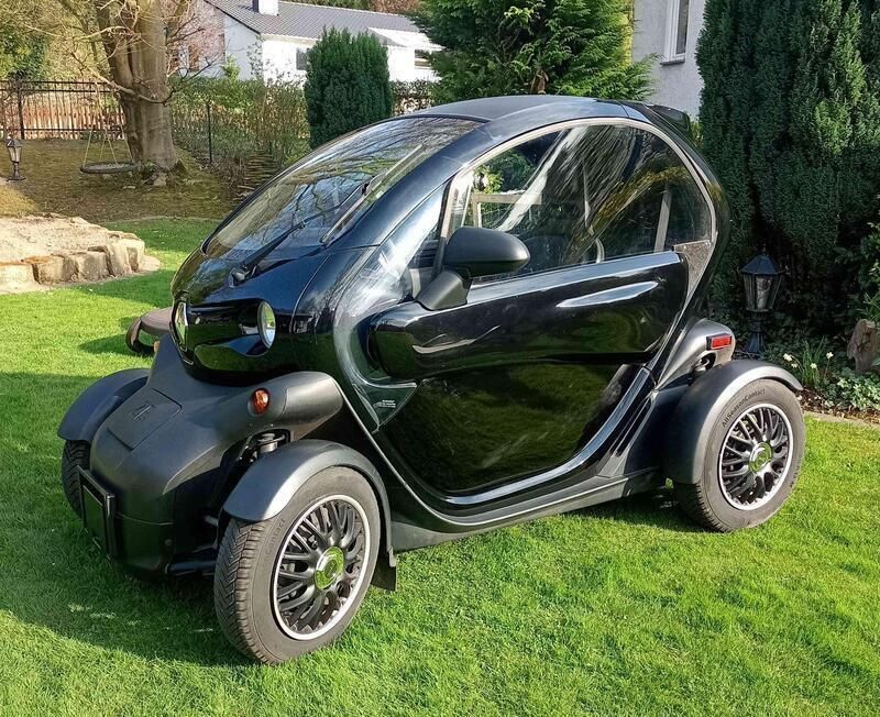 Schwarz Gebraucht 2017 Renault Twizy Kleinwagen | 5.900 € - Bild 1/4